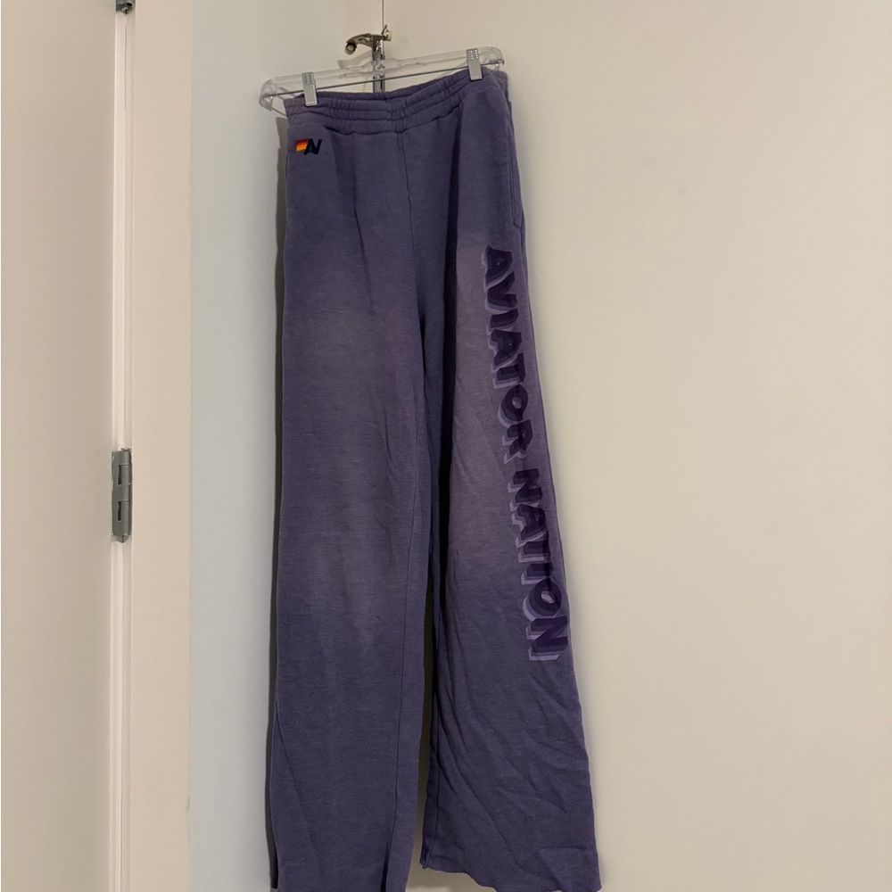Aviator Nation ESSENTIAL WIDE LEG POCKET SWEATPANTS - FADED GRAPE